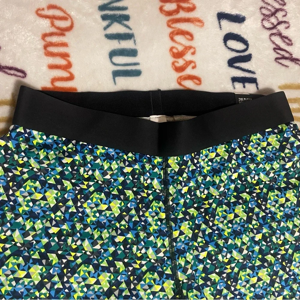 Victoria Sport Patterned Shorts Blue and Green Sz L